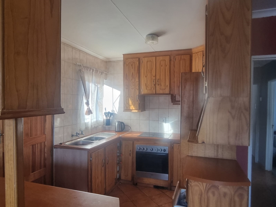 3 Bedroom Property for Sale in Tlhabane North West